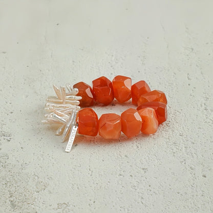 Genuine Red Persian Agate & Slim Rice Pearl Beaded Bracelet – Dainty Stretch Band, Healing Crystal Energy Stone for Everyday Wear, Birthday or Anniversary Gift for Her